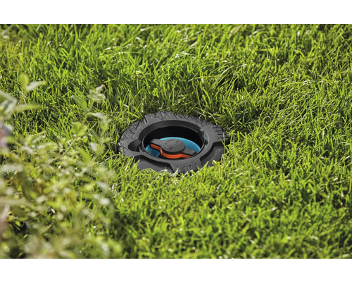 Aspersor telescopic în gazon