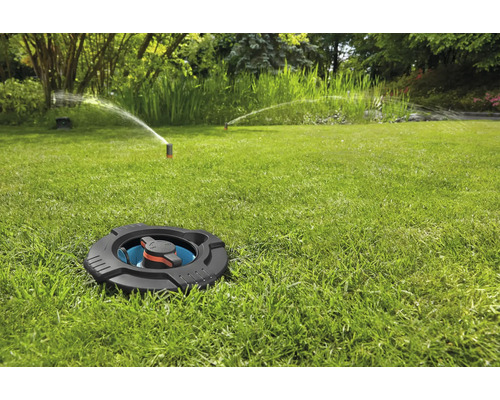 Gazon irigat cu aspersor rectangular retractabil