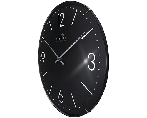 Ceas de perete negru cu cadran și afișaj orar