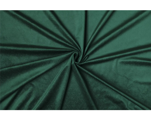 Material textil cu model geometric