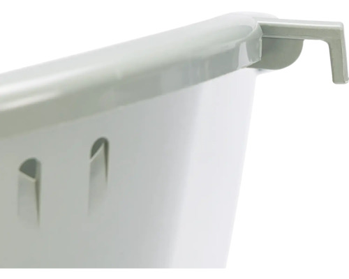 Prim-plan cu un coș de depozitare cu dispozitiv de agățare.