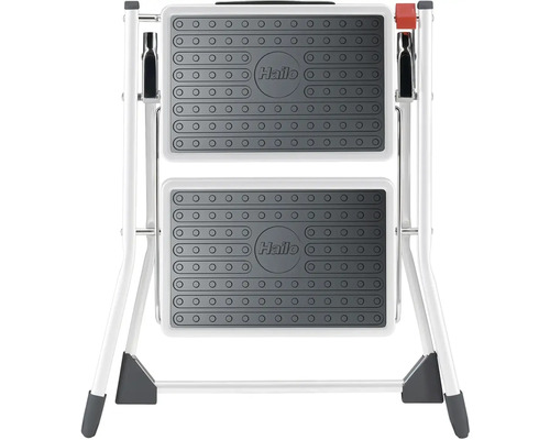 Scară de uz casnic cu două trepte și logo Hailo