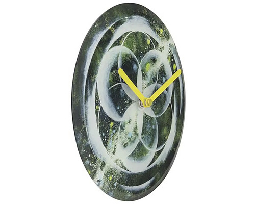 Ceas decorativ de perete cu model abstract și indicatoare galbene