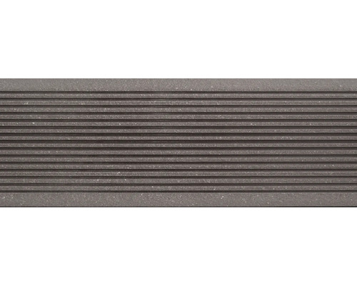 Decking cu suprafață canelată