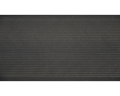 Treaptă striată pentru scări