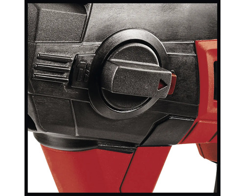 Prim-plan cu un comutator rotativ pe o sculă electrică