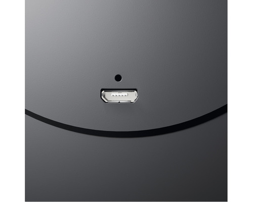 Prim-plan al unui port USB