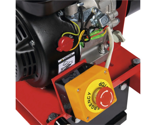 Imagine detaliată cu un buton de oprire de urgență pe o mașină