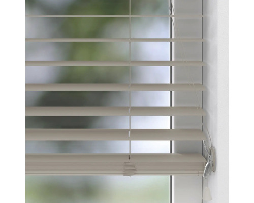 Jaluzea orizontală din lemn pentru fereastră