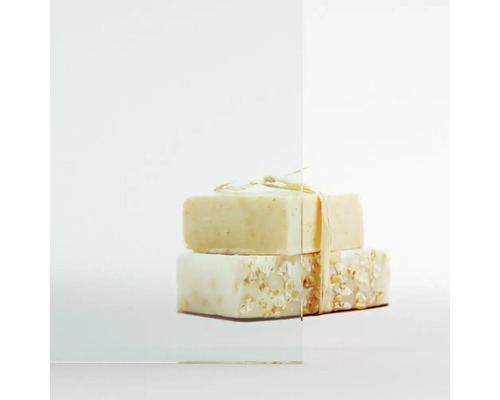 Sticlă satinată cu două bucăți de săpun