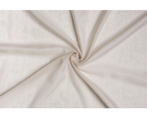 Țesătură textilă cu structură subtilă și falduri drapate