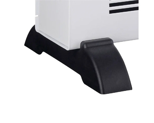 Imagine detaliată a picioarelor negre ale unui aparat de încălzire.