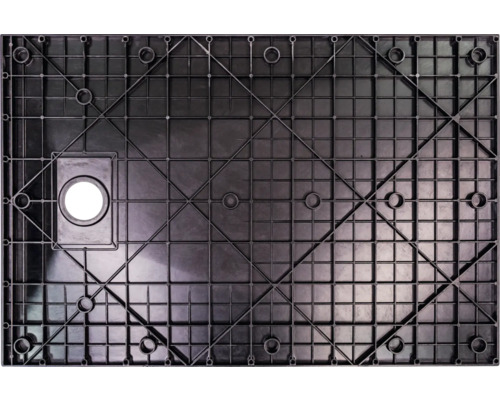 Vedere a părții inferioare a unei cădițe de duș cu suporturi și decupaje