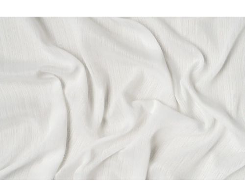 Detaliu material alb cu pliuri