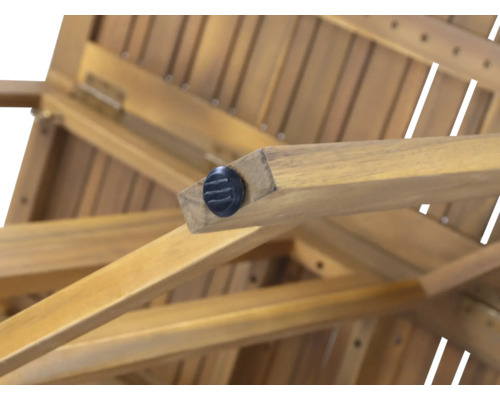 Imagine detaliată cu o masă de grădină din lemn cu mecanism de reglare