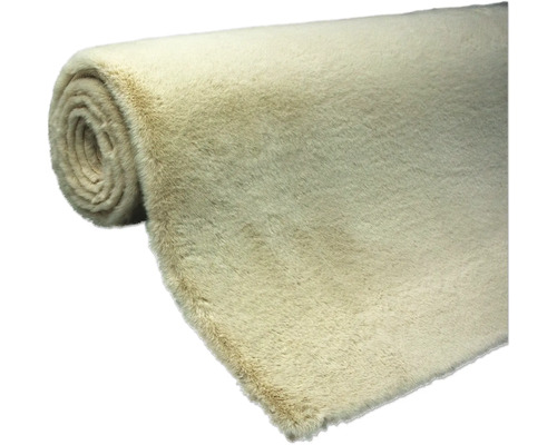 Covor rulat cu fir scurt