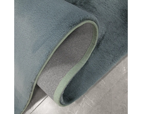 Vizualizare detaliată a unui covor cu fibre textile