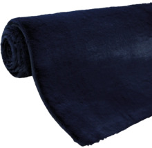 Covor rulat din imitație de blană