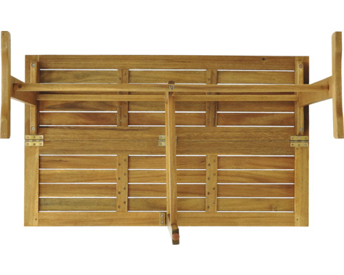 Partea inferioară a unei mese de grădină din lemn