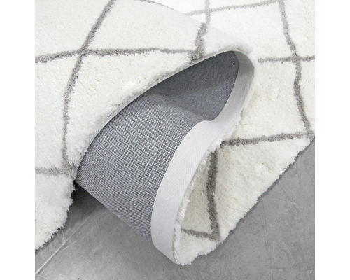 Covor cu model geometric