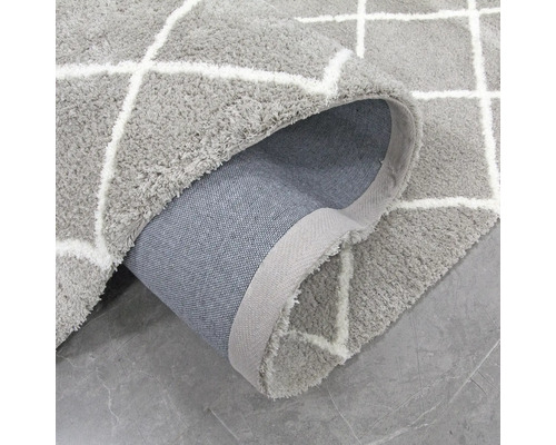 Covor gri cu model geometric