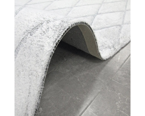 Covor cu model geometric