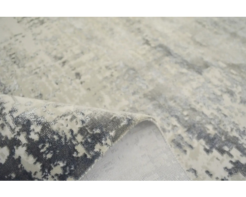 Covor cu model abstract