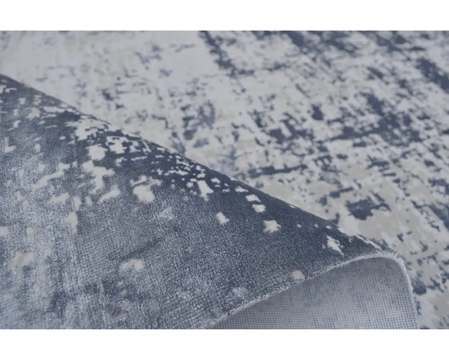 Covor cu model abstract