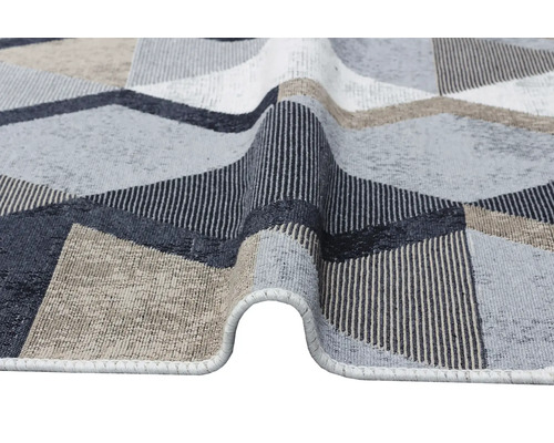 Covor cu model geometric