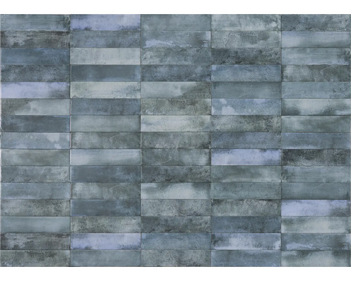 Perete de faianță cu plăci dreptunghiulare