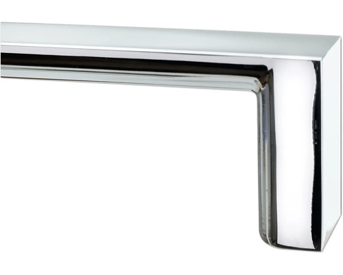 Prim-plan al unui mâner metalic pentru mobilă