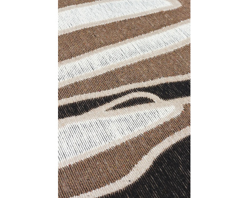 Covor cu model în dungi