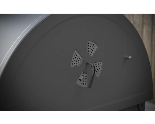 Vizualizare detaliată a regulatorului de ventilație al unui grătar cu cărbune