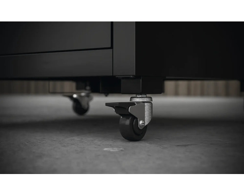 Roti sub un dulap de atelier pentru mobilitate ușoară