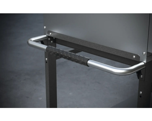 Detaliu cărucior grătar cu mâner și raft