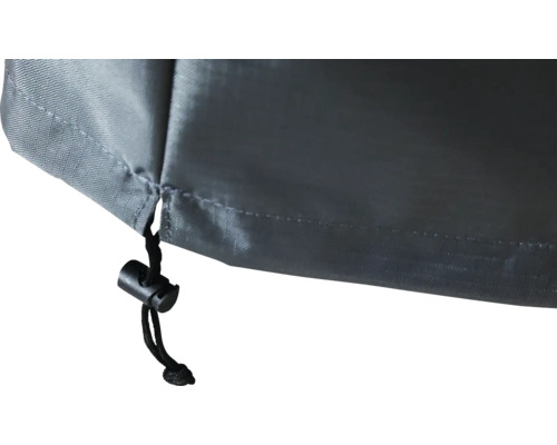 Detaliu al unei huse de protecție cu șnur pentru fixare