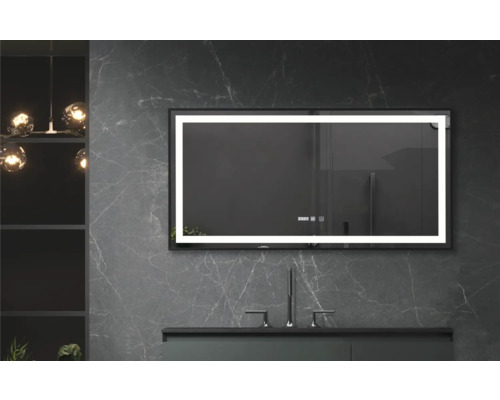 Oglindă iluminată în baie cu baterie și chiuvetă