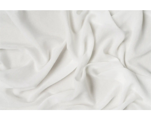 Material alb cu pliuri