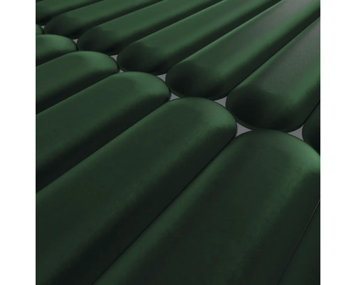 Prim-plan cu obiecte rotunjite, alungite, într-o aranjare paralelă.