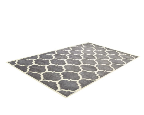 Covor cu model geometric