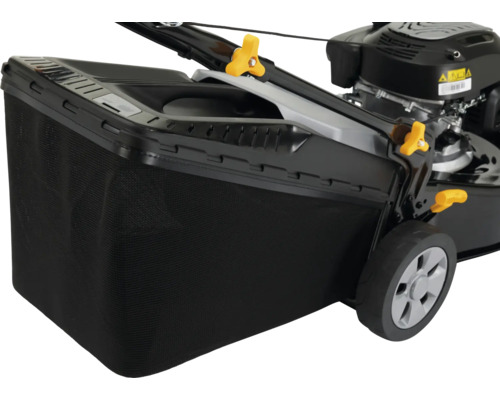 Tractor de gazon cu coș colector