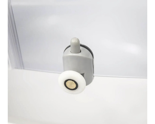 Prim-plan cu rolă de cabină de duș din plastic