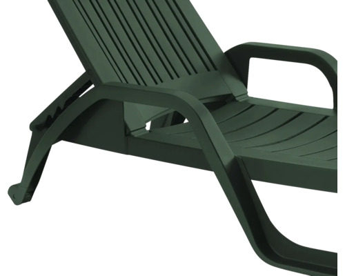 Imagine detaliată a unui șezlong de grădină din plastic