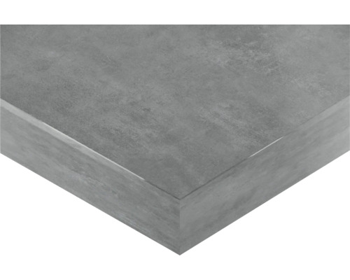 Prim-plan cu blat de lucru