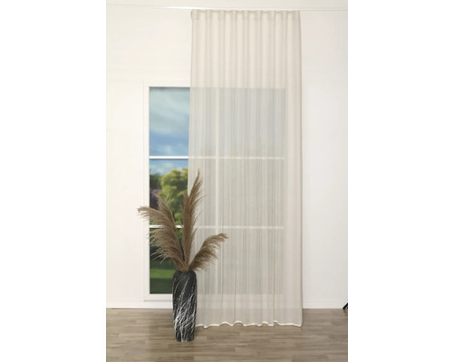 Decor de fereastră cu perdea glisantă, decor cu vază și flori uscate