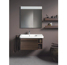 Baie cu dulap sub chiuvetă, oglindă și rafturi