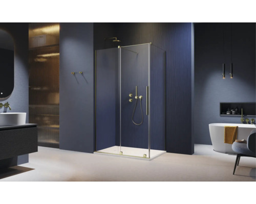 Baie luminoasă cu duș, chiuvetă și cadă