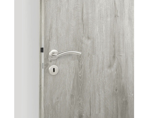 Ușă gri din lemn cu clanță argintie
