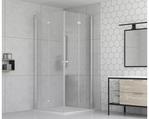 Cabină de duș din sticlă într-o baie modernă