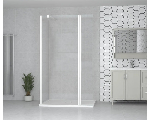 Cabină de duș walk-in cu cadru alb într-o baie modernă